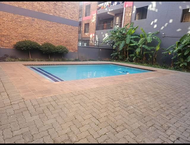 2 BEDROOM SECTIONAL TITLE FOR SALE IN RAVENSWOOD